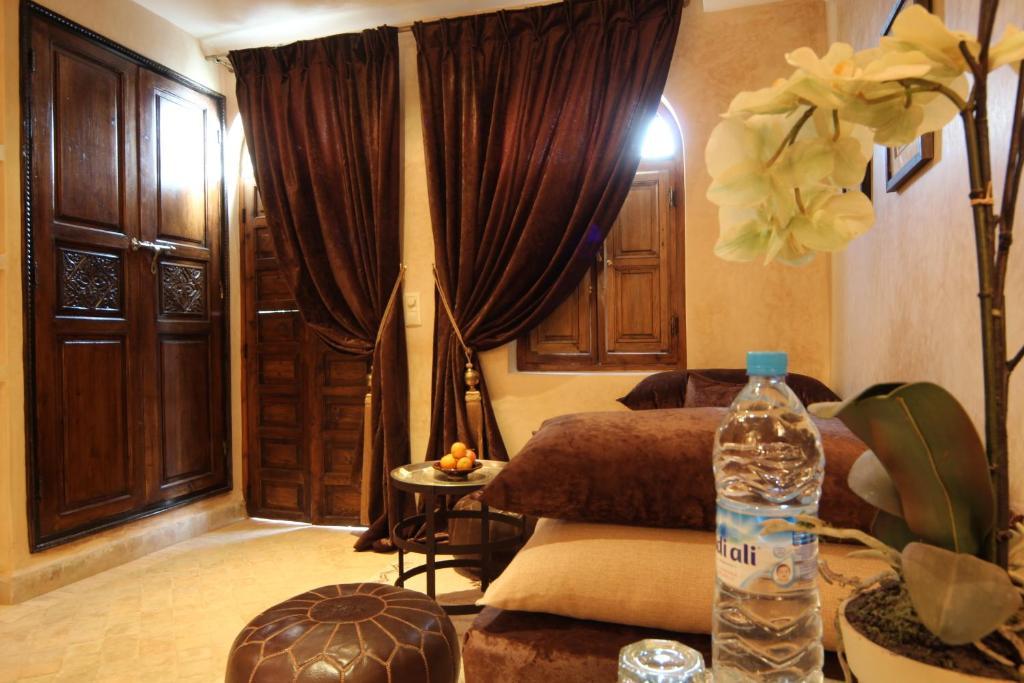Riad Jona مراكش الغرفة الصورة